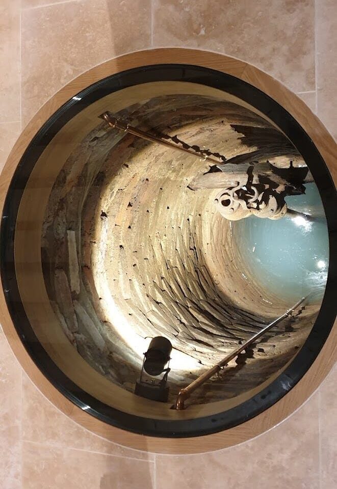 Radius Window over an internal well